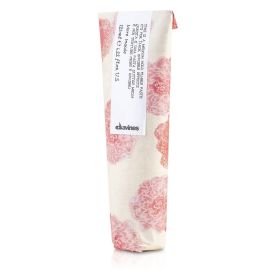 DAVINES - More Inside This Is A Medium Hold Pliable Paste (For Thick, Invisible Effects) 125ml/4.22oz